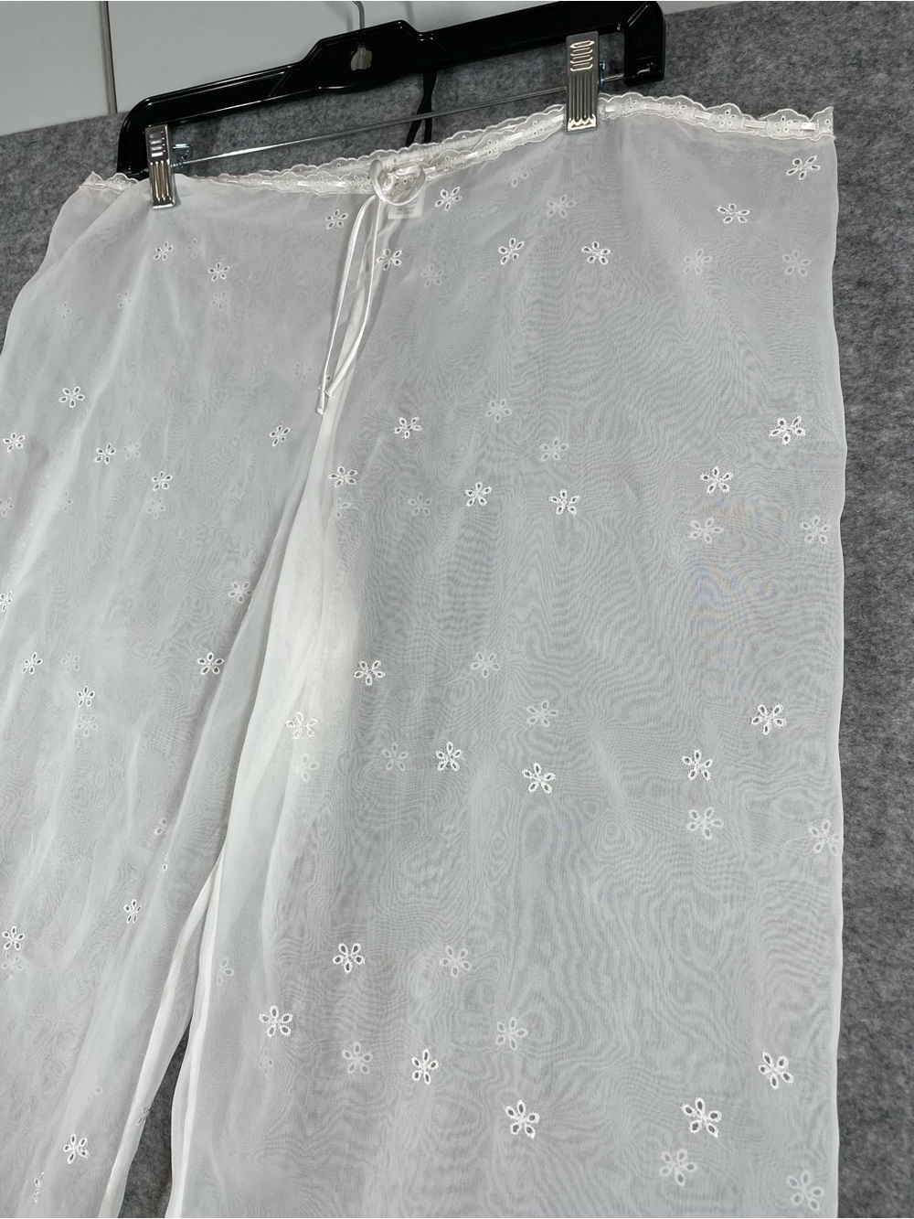 La Senza Sheer Mesh Lounge Pants White Embroidered Y2K Coquette Large Festival - Picture 3 of 16